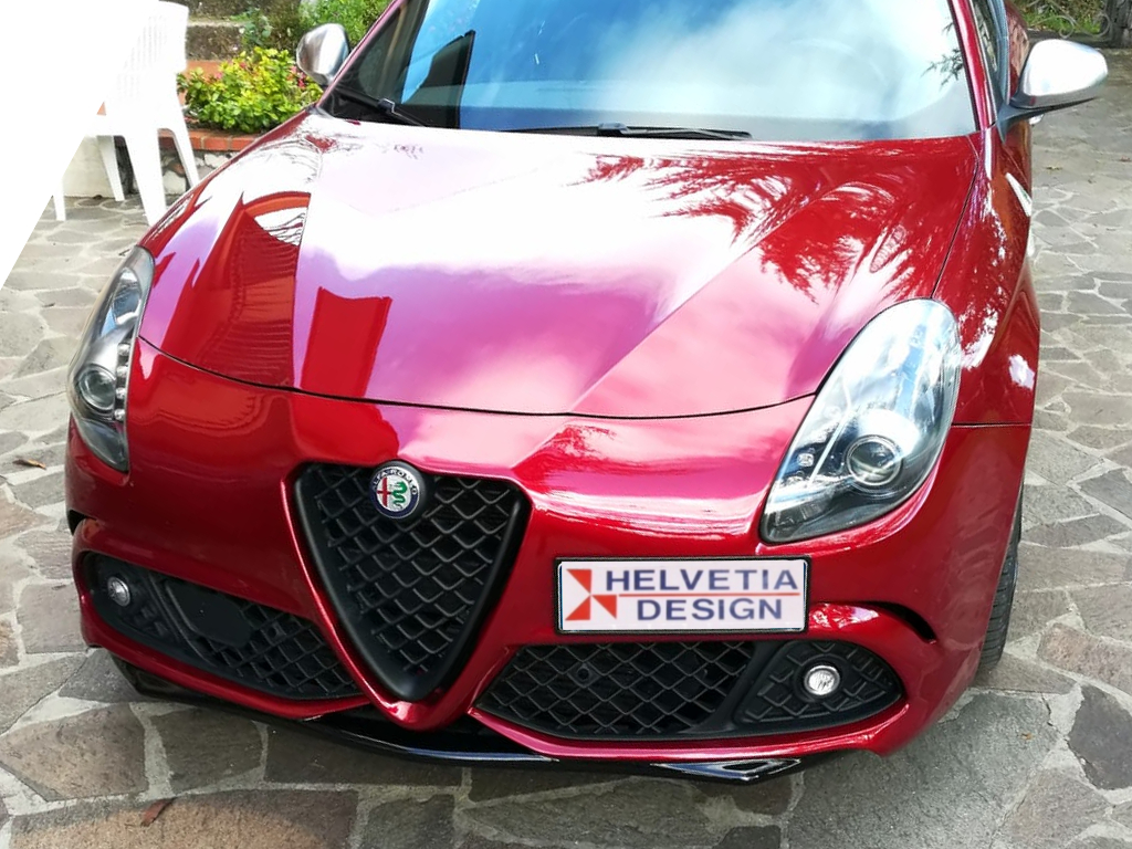 Mascherina Scudo Griglia Alfa Romeo MiTo Quadrifoglio con 3 fregi NERI